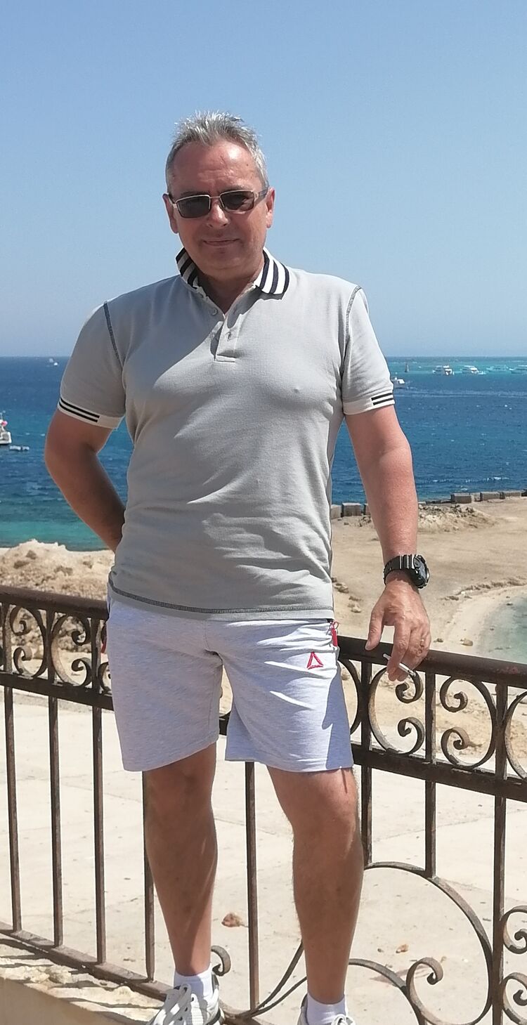  42218972  Valeriy, 59 ,    