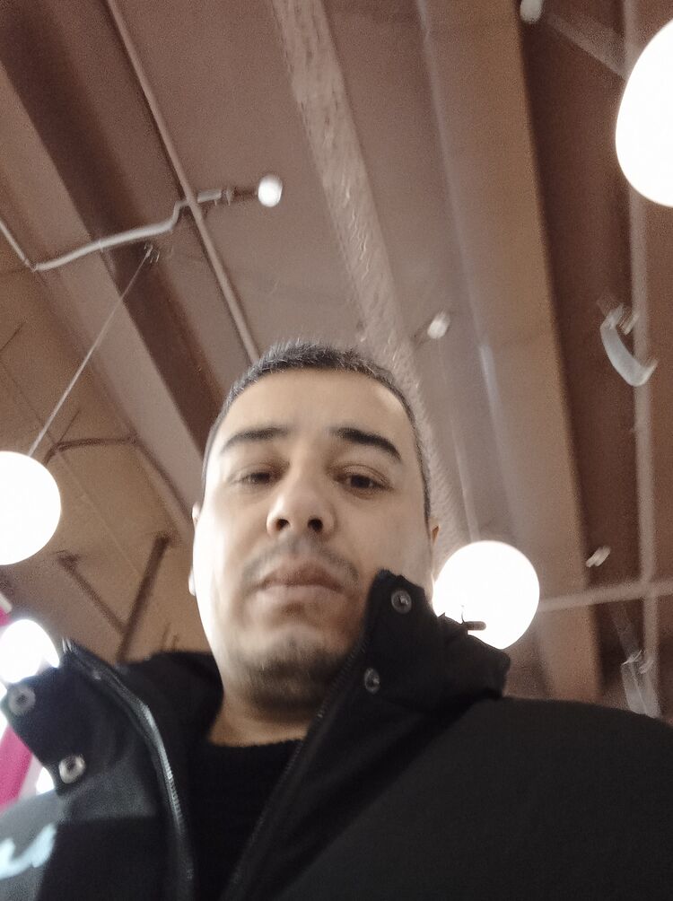  36896422  , 41 ,    