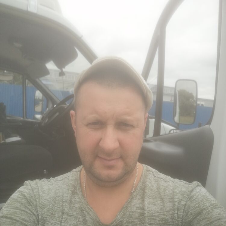  53257042  , 39 ,    