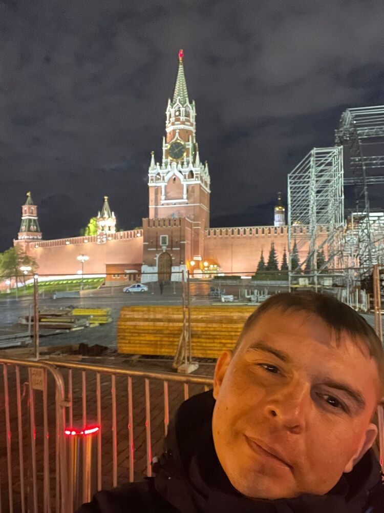  31315282  Ivan, 35 ,    