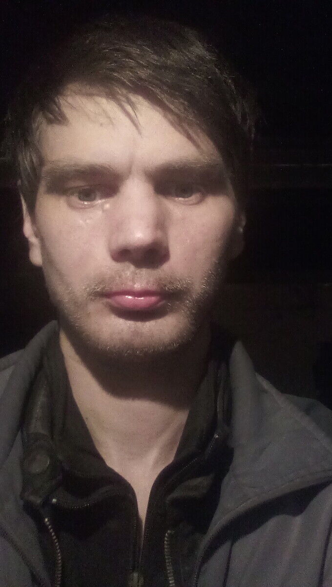  20520852  , 37 ,    