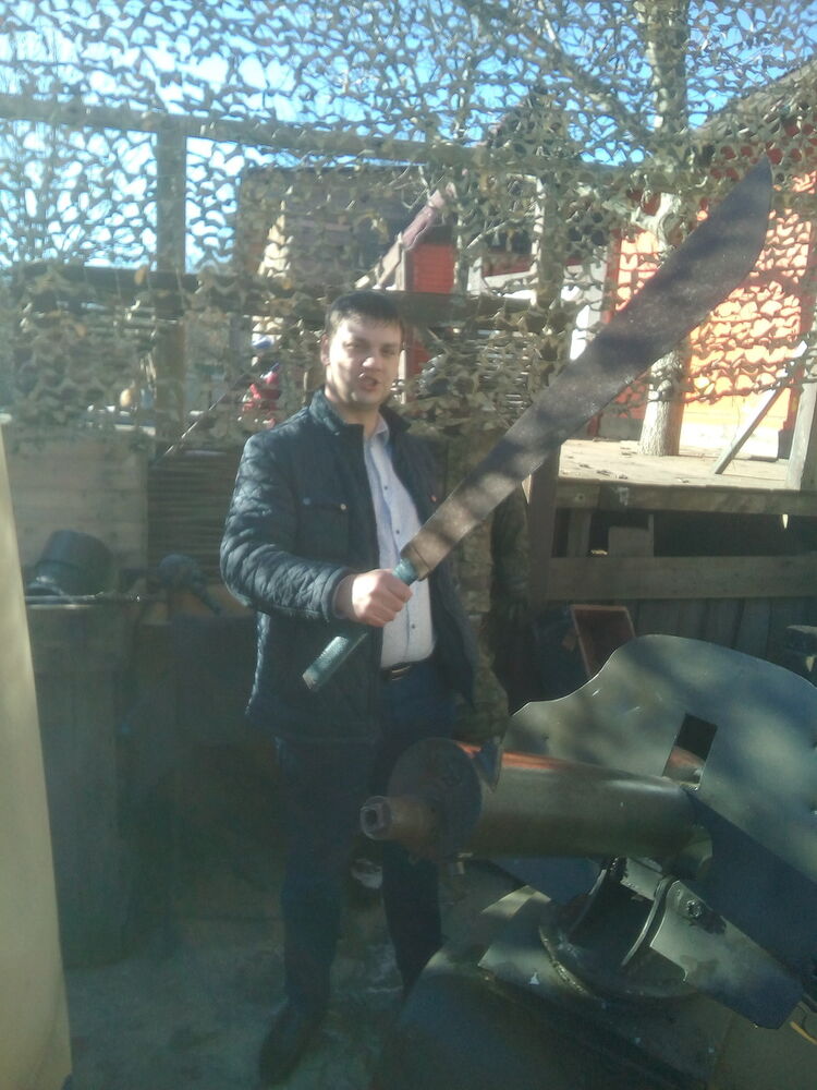  8852092  , 39 ,    
