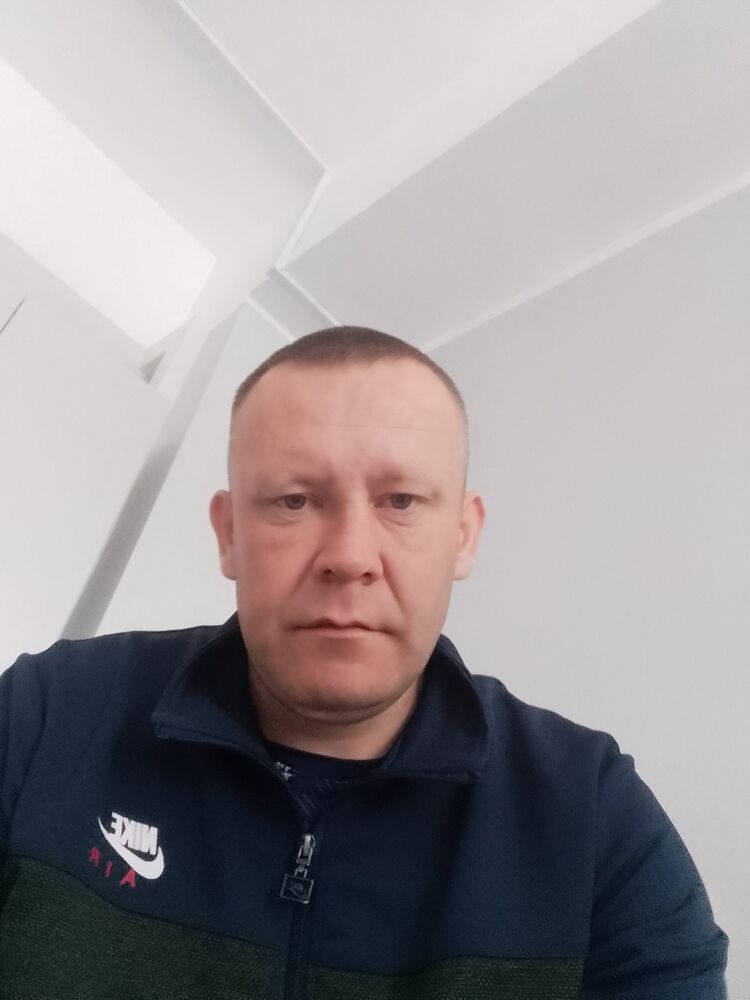  44821162  , 37 ,    