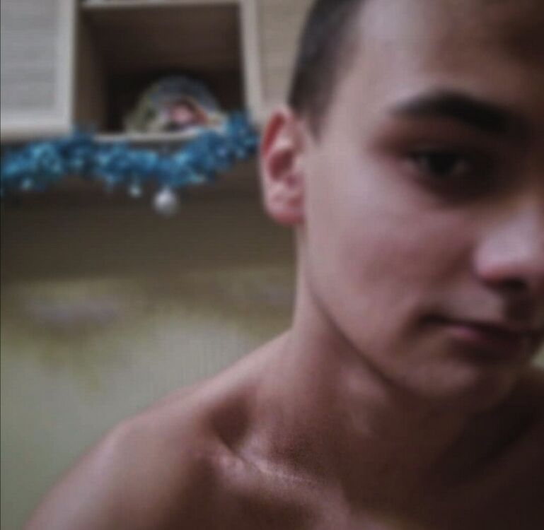  27716162  , 22 ,    -