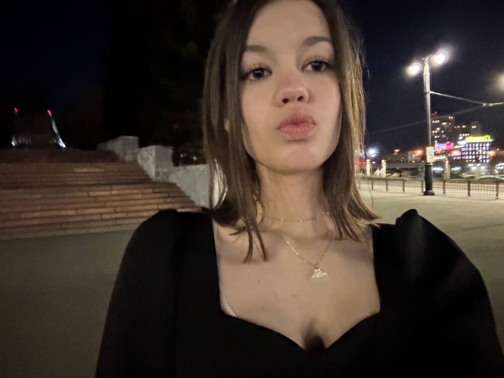  52102912  , 19 ,    