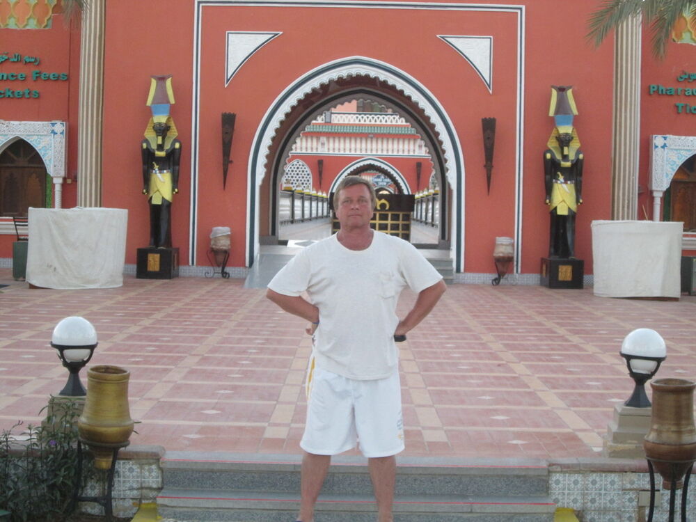  5529132  Viktor, 66 ,    
