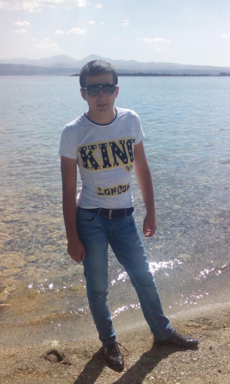  ,   Hayk, 31 ,   ,   