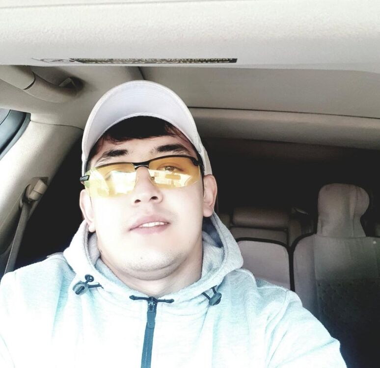  52808282  , 24 ,    