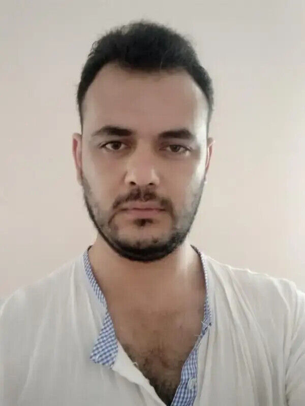  22533452  Mustafo, 35 ,    