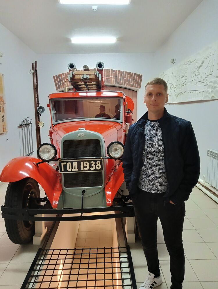  43721192  Dmitry, 30 ,    