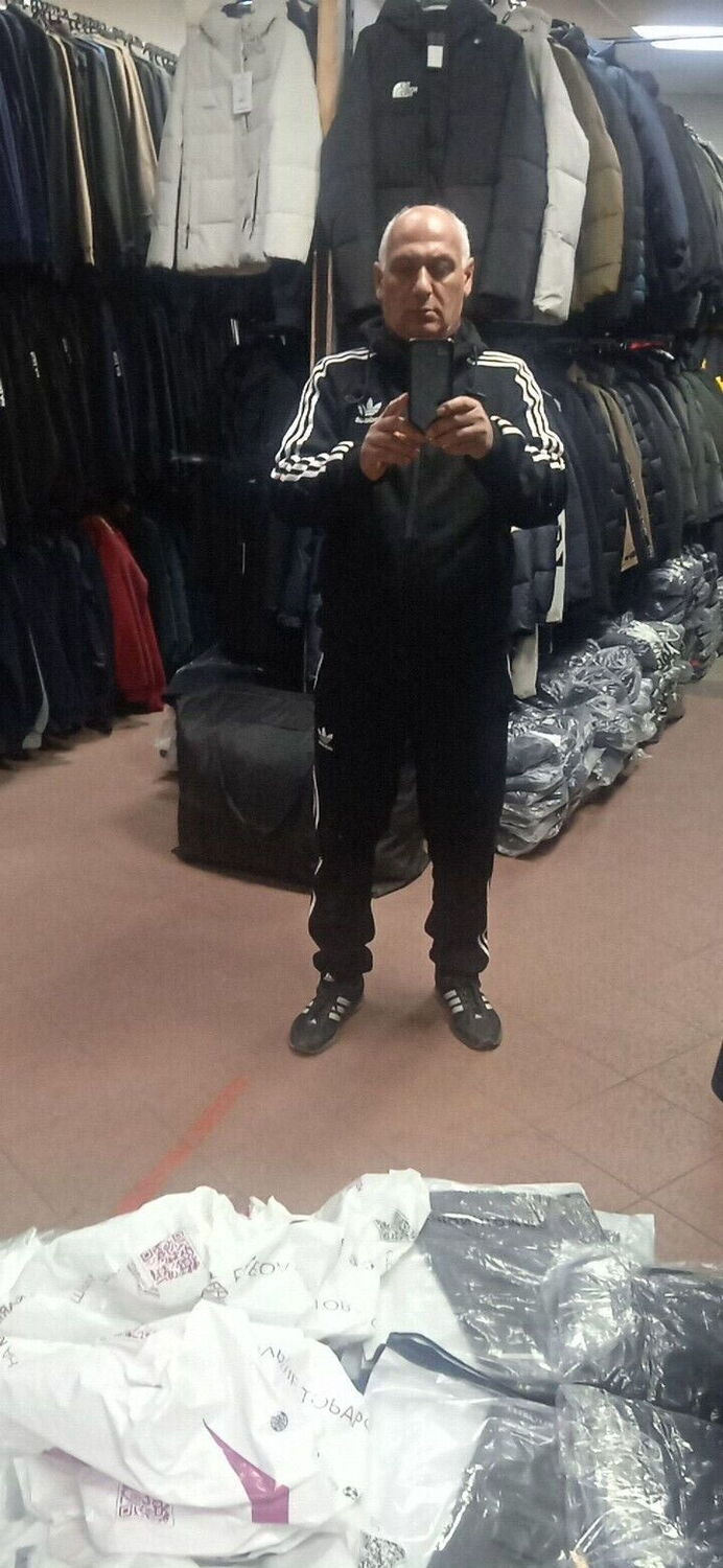  54274852  , 49 ,    -