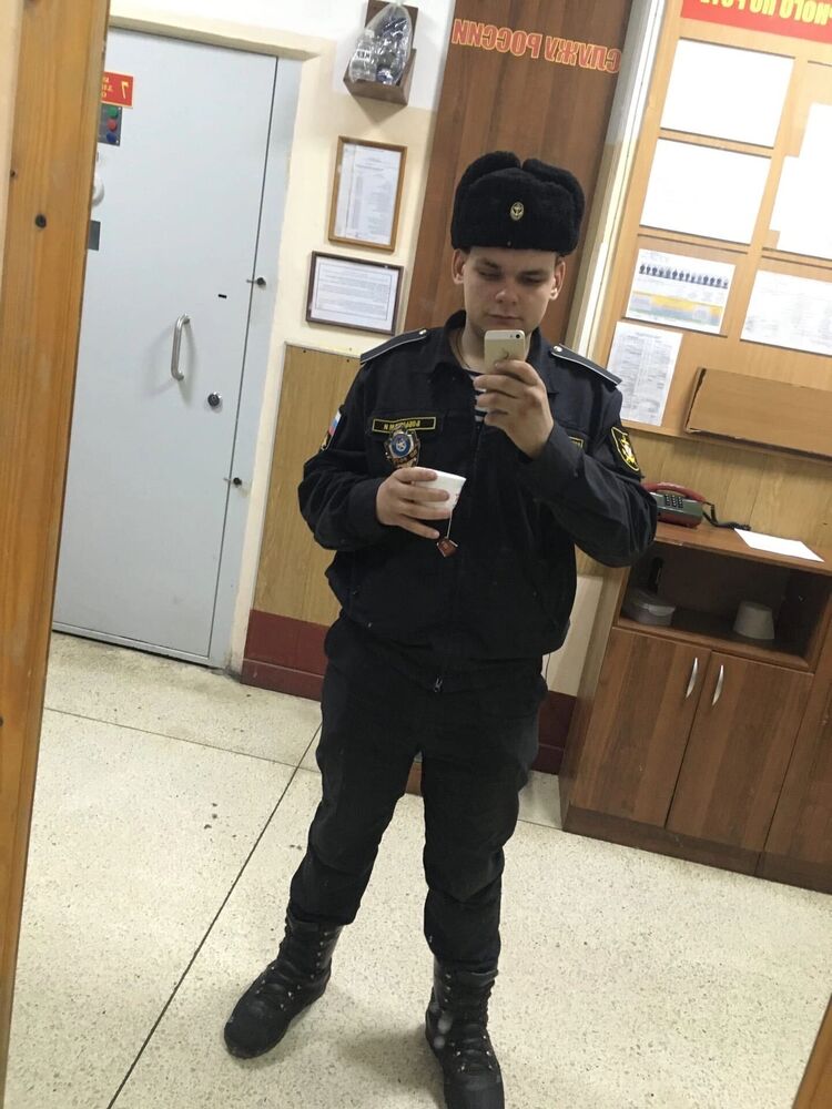  33423312  , 23 ,    