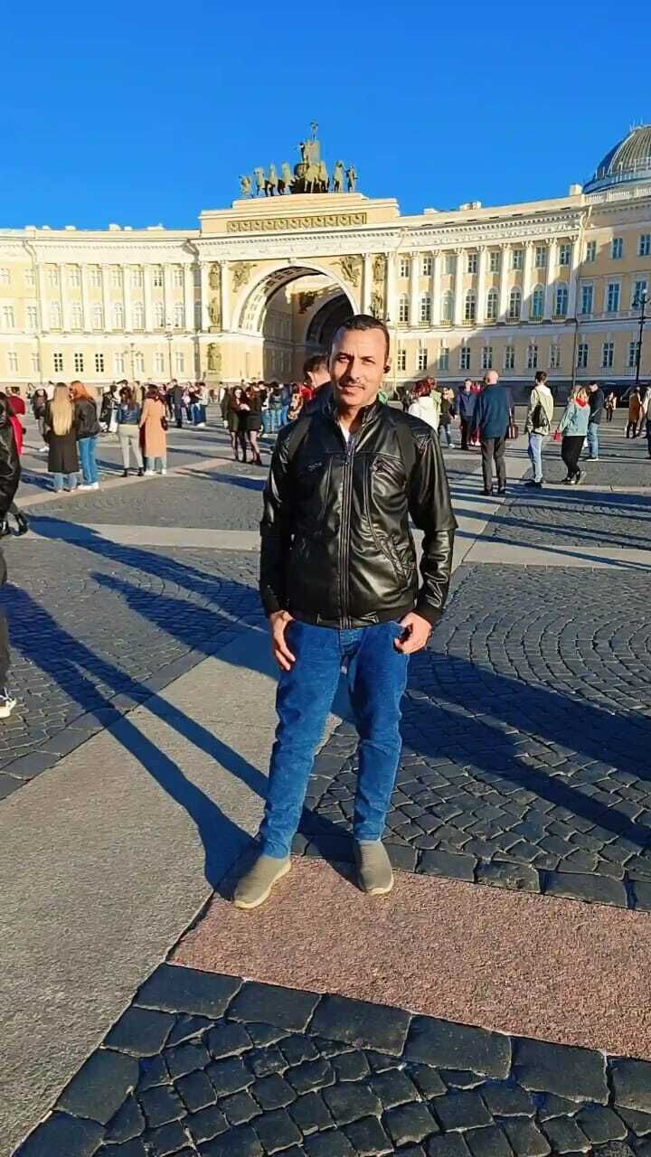  35146242  Mahmoud, 43 ,    