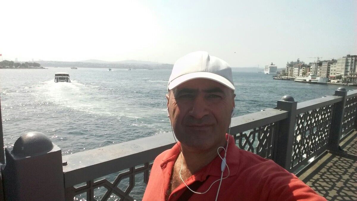  6330262  Azar, 55 ,    