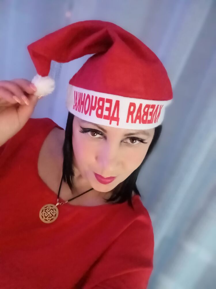  50332252  Alexandra, 52 ,    