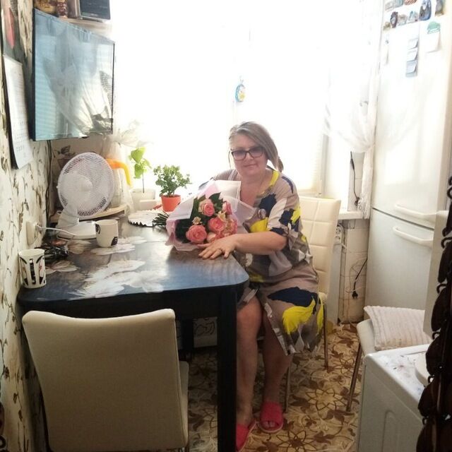  30571342  Galina, 62 ,    -