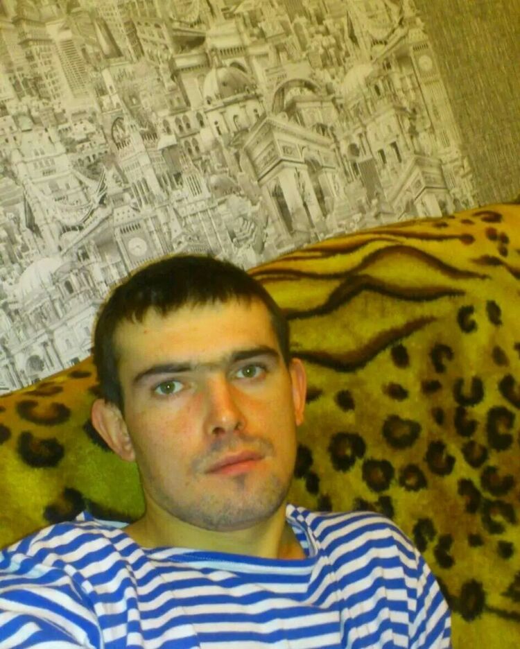  46601512  , 35 ,    