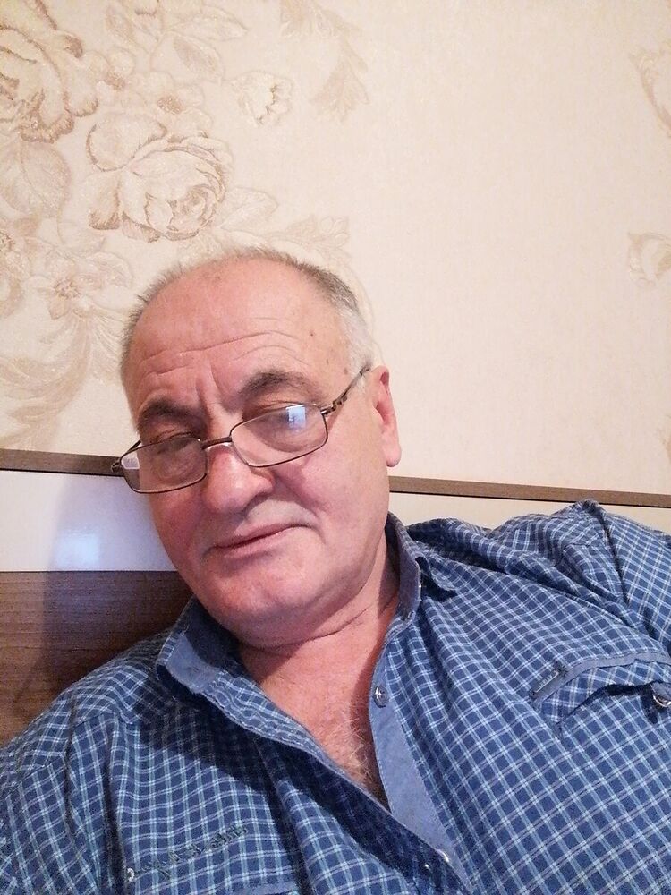  20569692  , 65 ,    