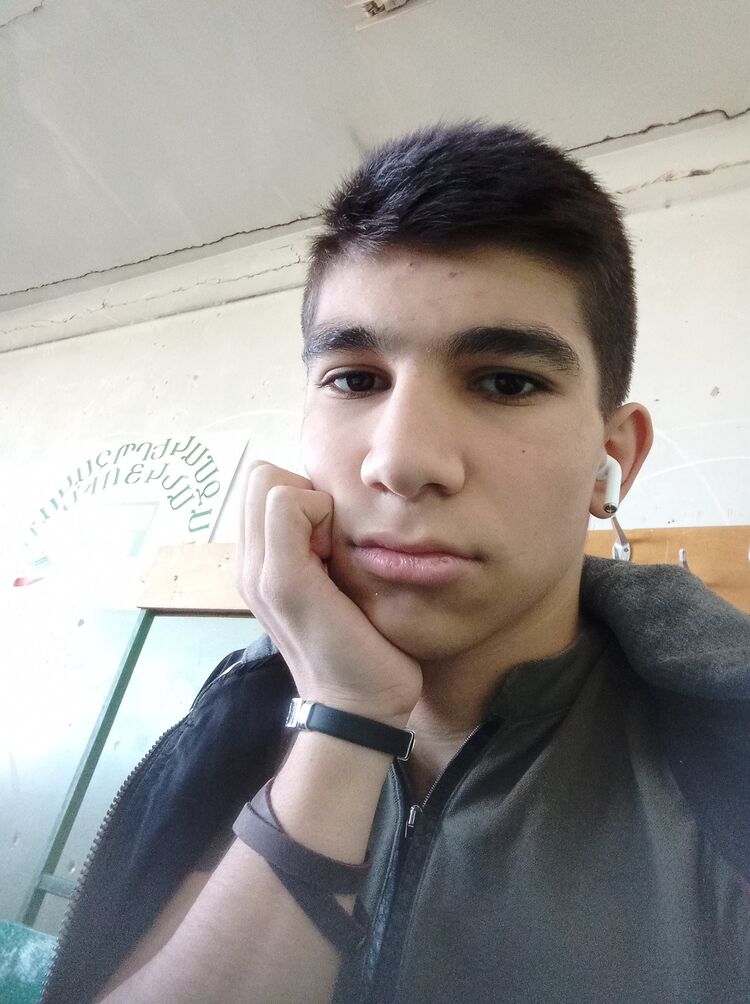  ,   Zaven, 19 ,   ,   