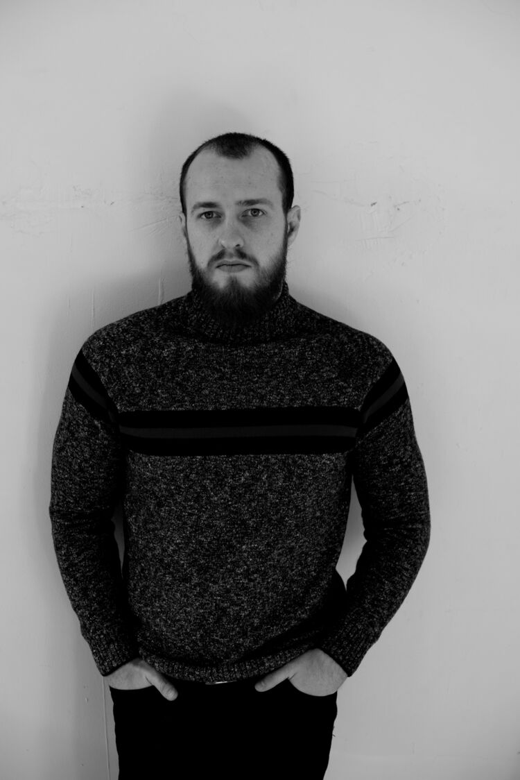  --,   , 32 ,   ,   