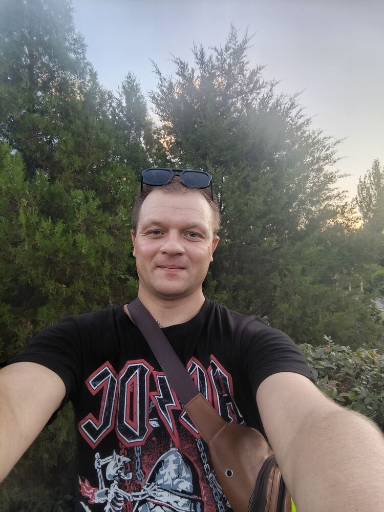  53099012  , 34 ,    --