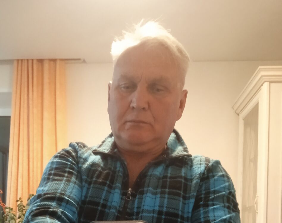  46765602  , 60 ,    