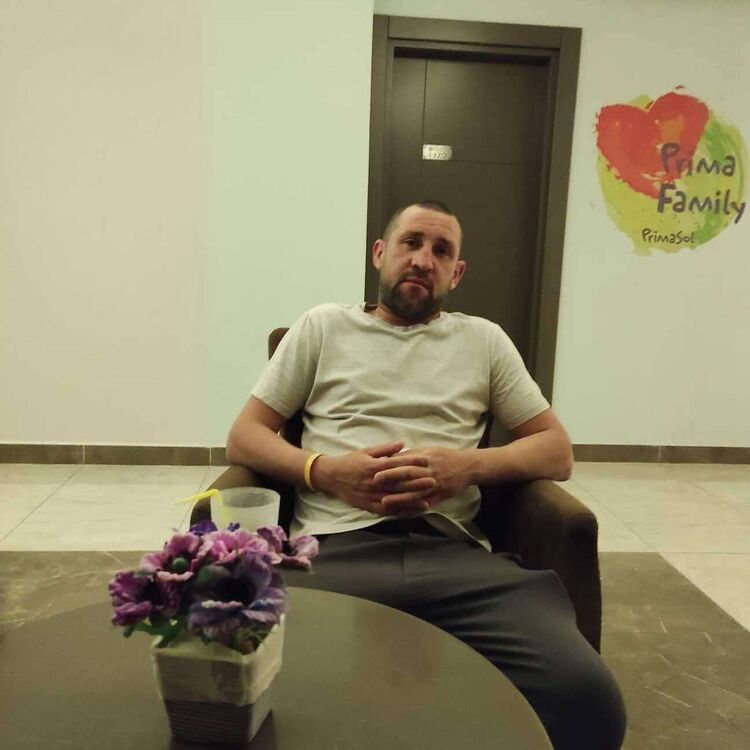  31815522  Dima, 35 ,    