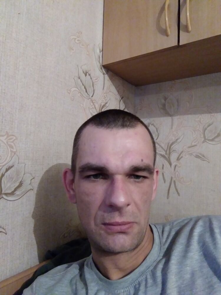  18296202  , 42 ,    