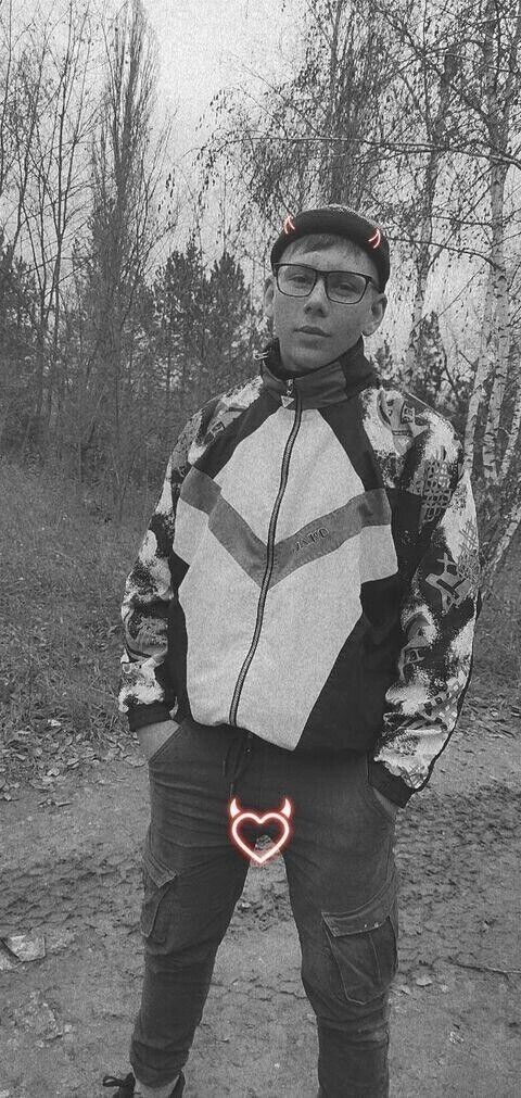  ,   Mihai, 23 ,   ,   