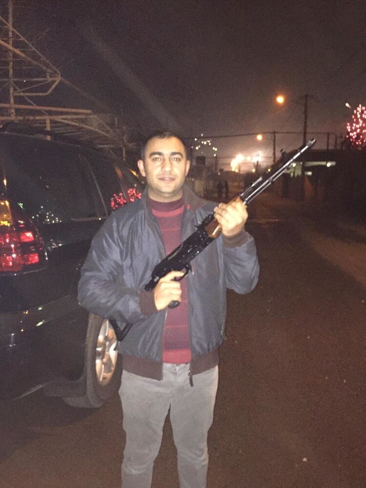  18840812  Ali ali, 38 ,    