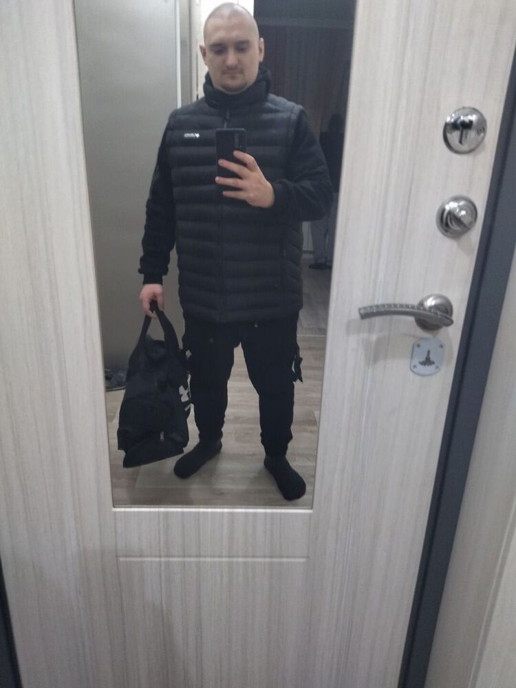  31013472  Vlad, 28 ,     