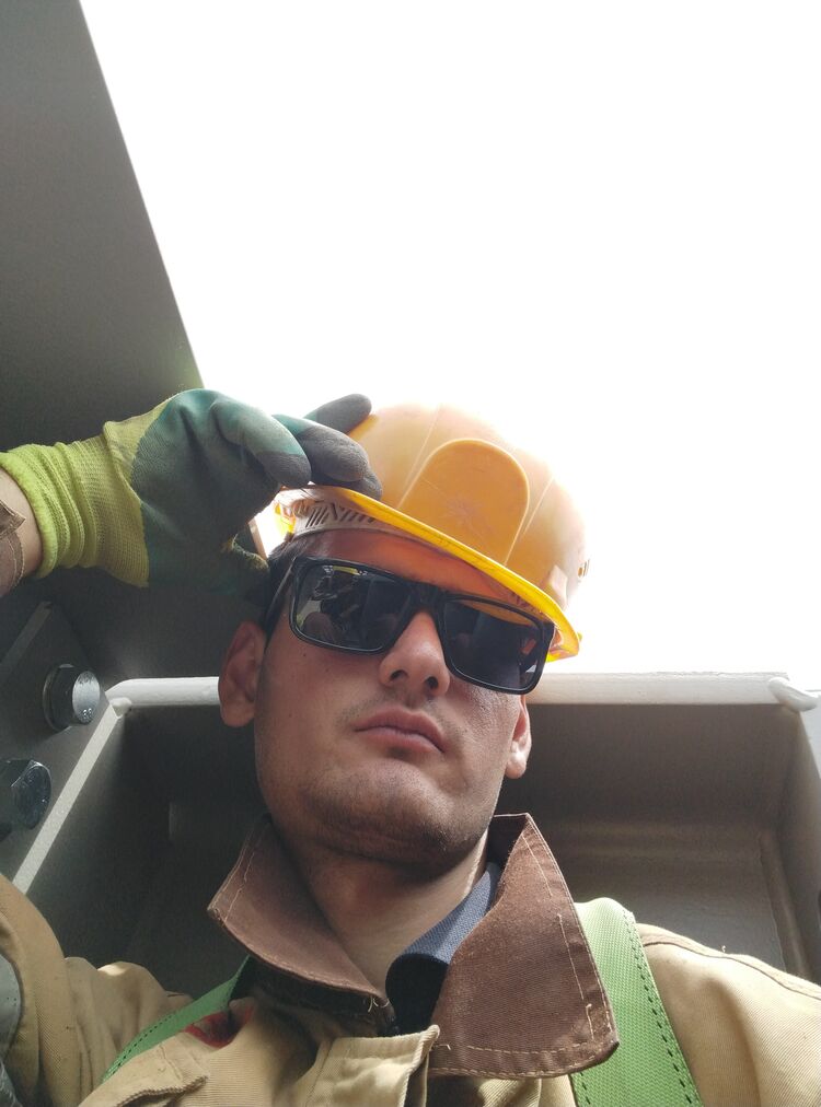  ,   Iskandar, 26 ,   ,   , c 