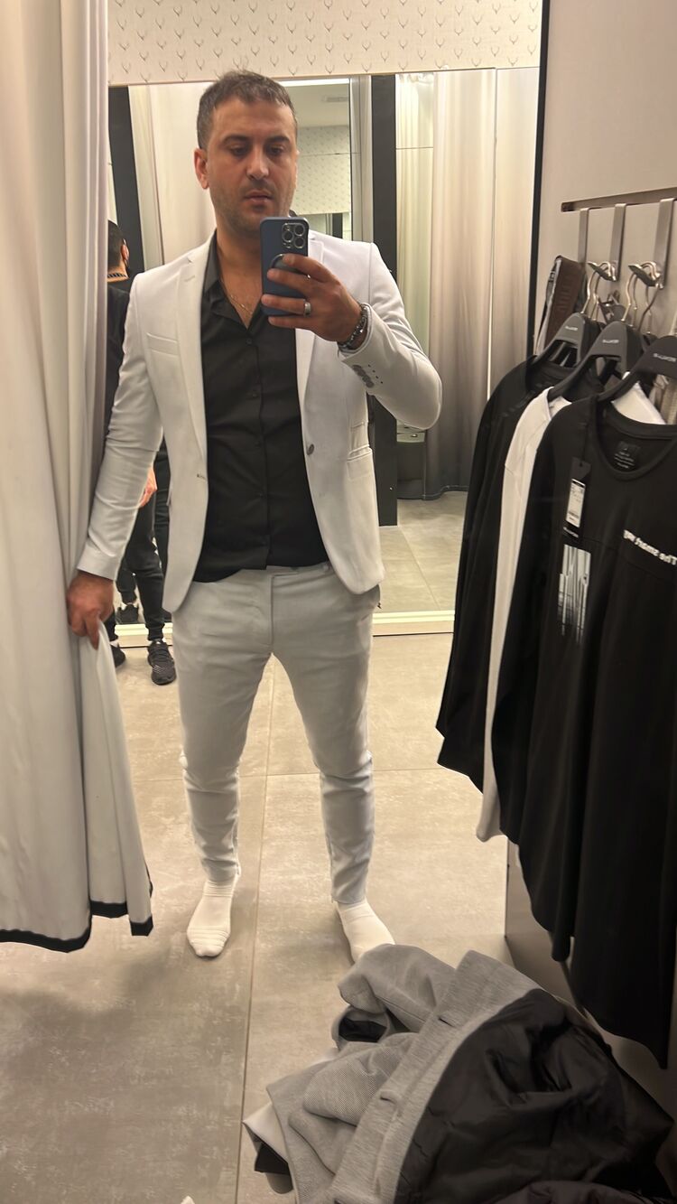 ���� 25806952 ������� Roi, 38 ���, ���� ���������� � ����