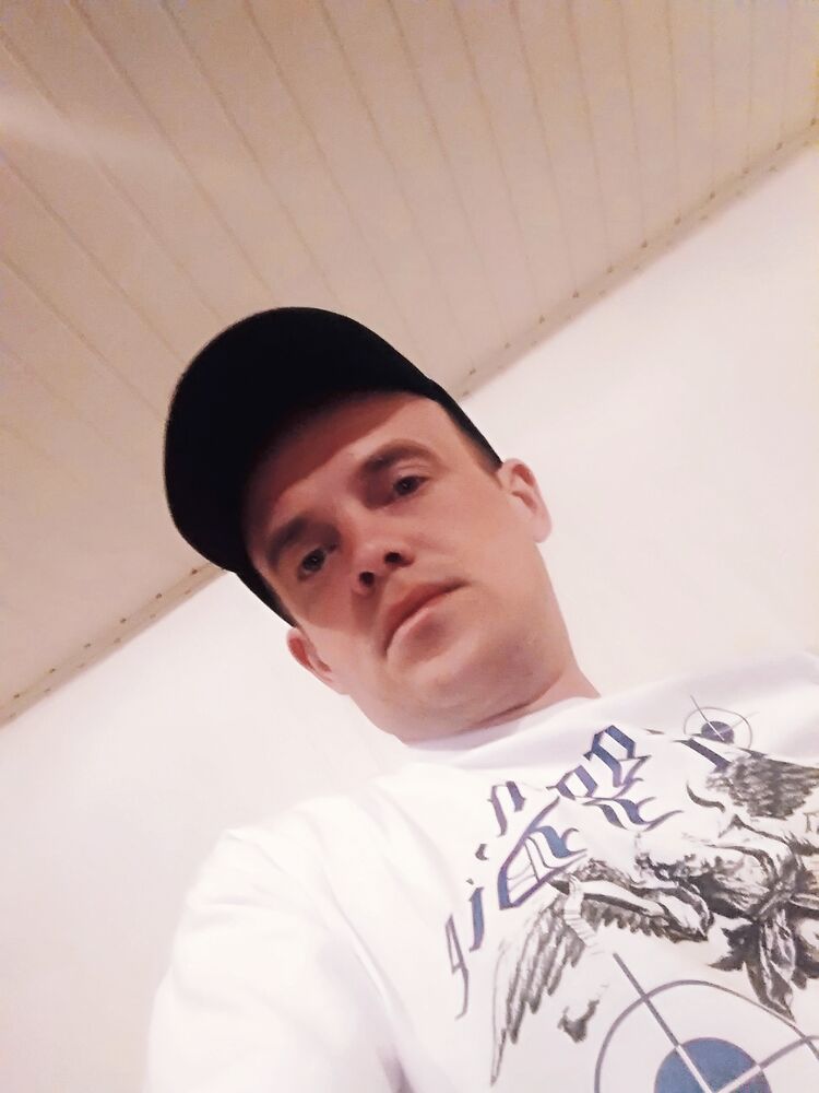  42704302  , 35 ,    --