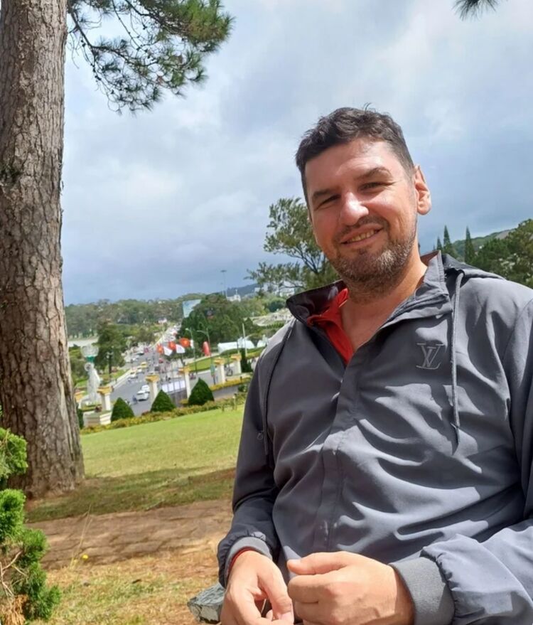 ���� 41508032 ������� Roman, 37 ���, ���� ���������� � Vung Tau