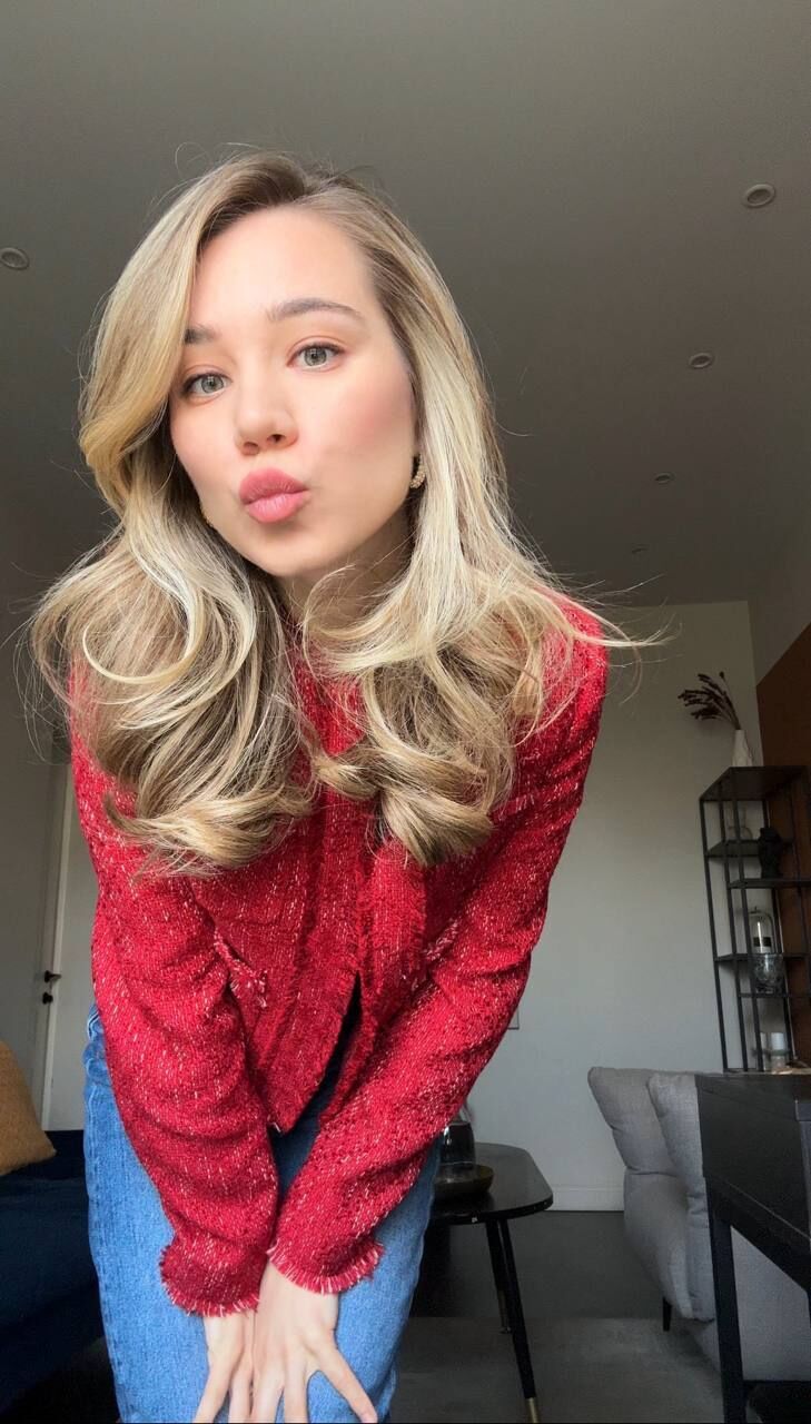  53960042  , 28 ,    -