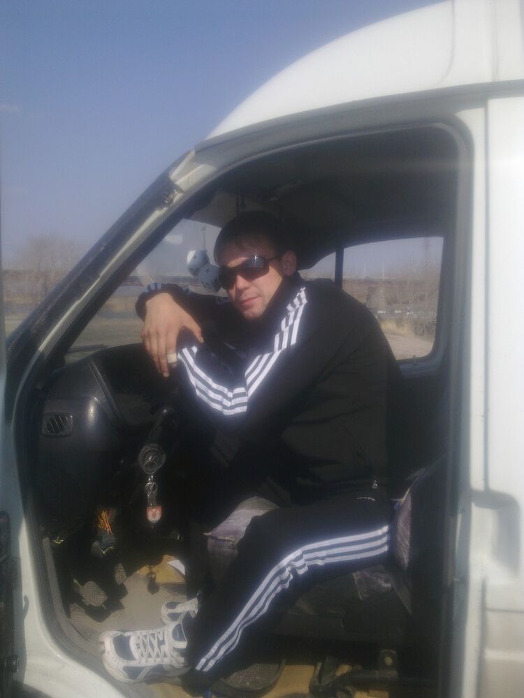  ,   Den, 40 ,   