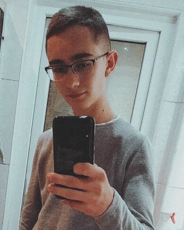  18724362  , 24 ,    