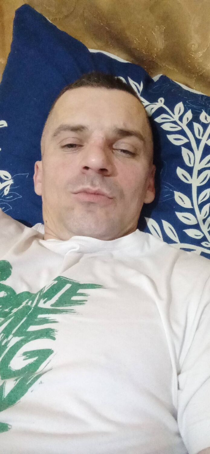  ,   Valentin, 39 ,   ,   , c 