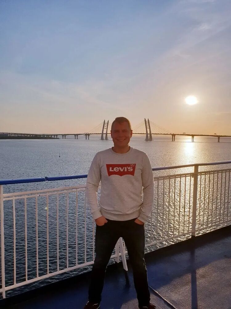 -,   , 37 ,   ,   