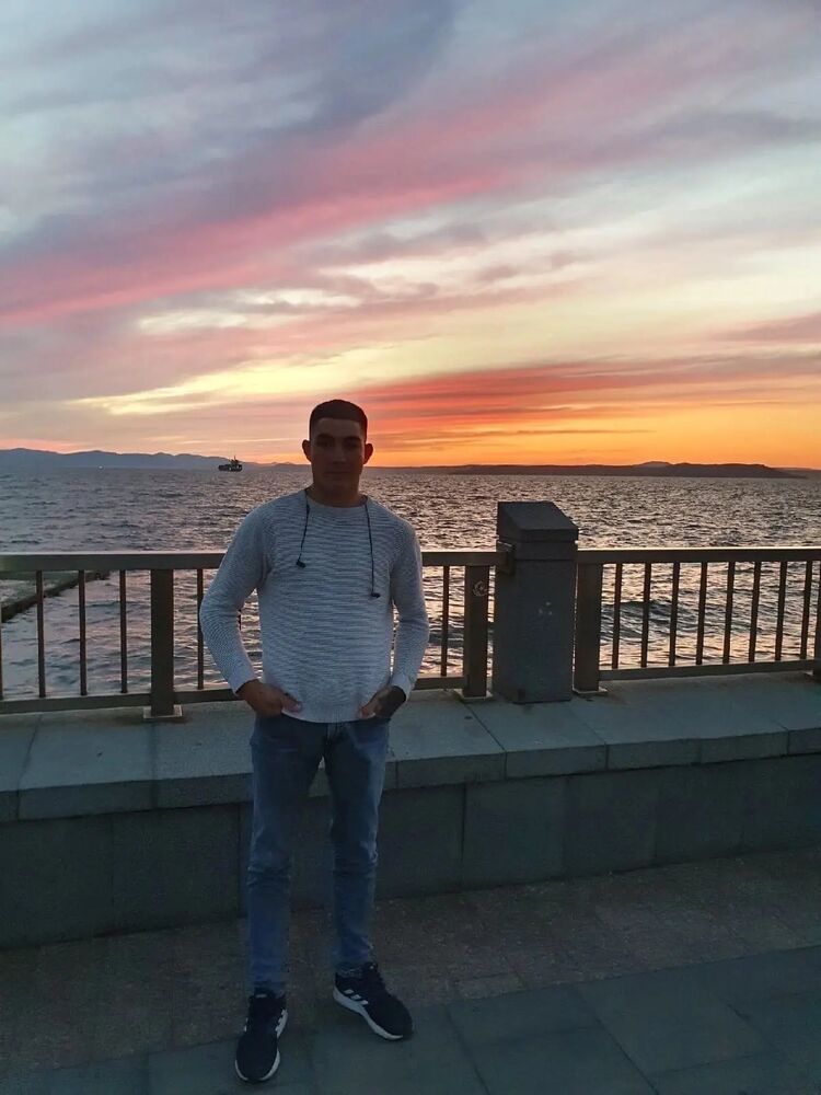  ,   , 27 ,   ,   