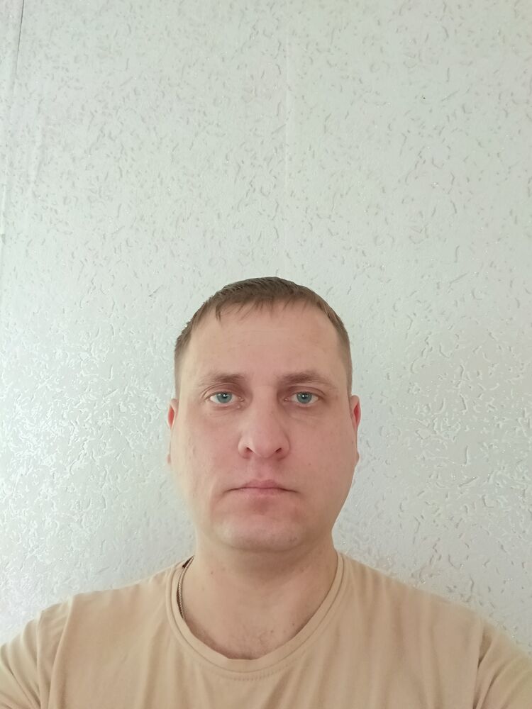 48132592  , 37 ,    