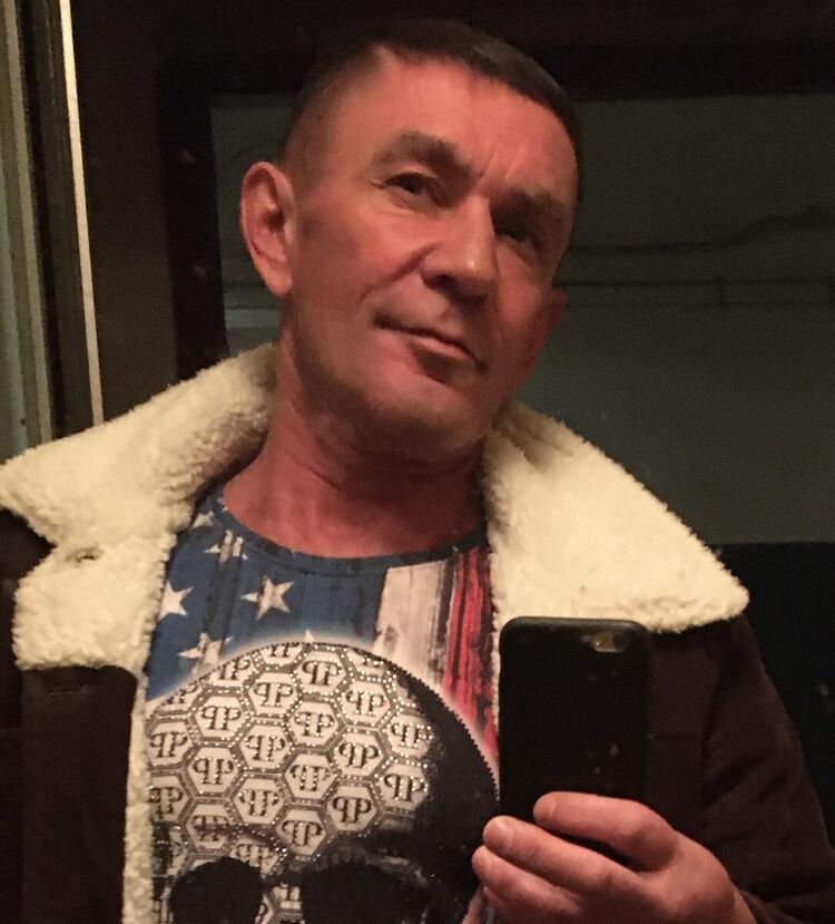  21883992  , 53 ,    