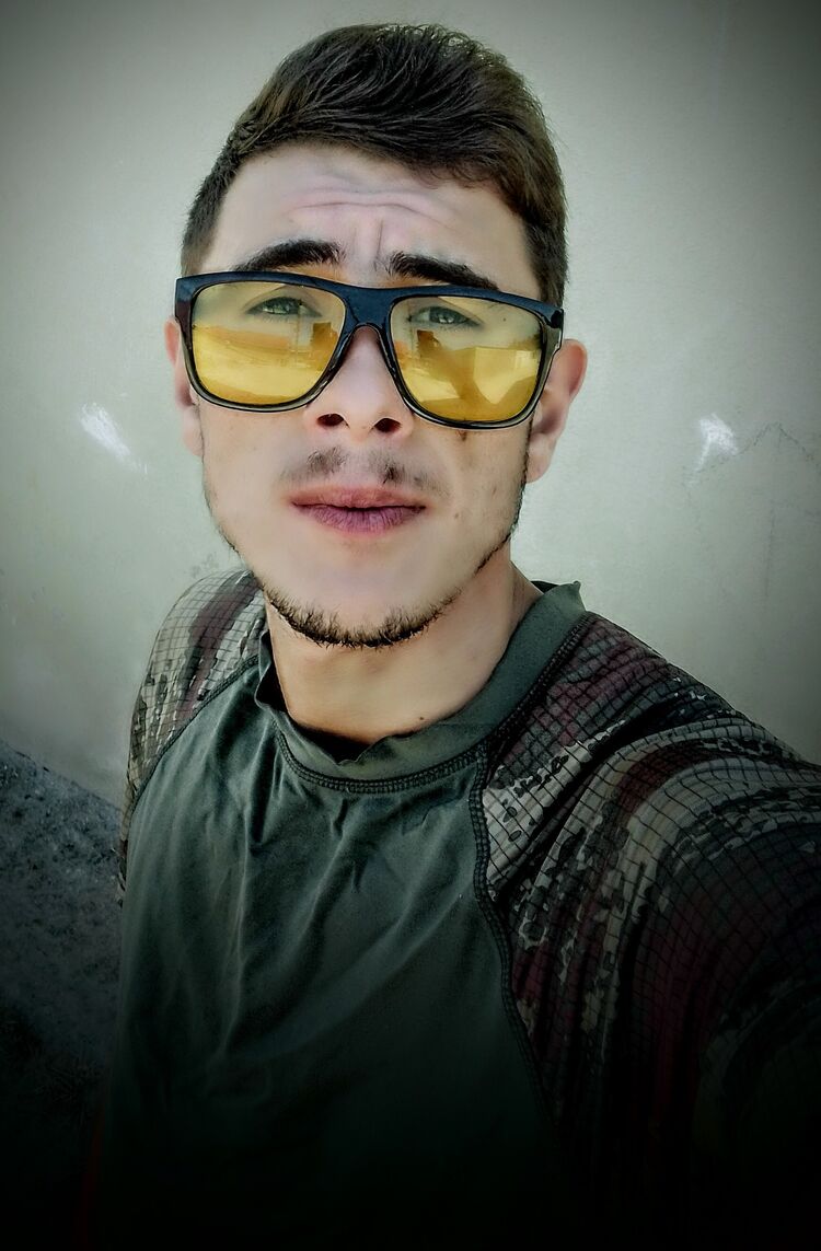  28372422  , 25 ,    