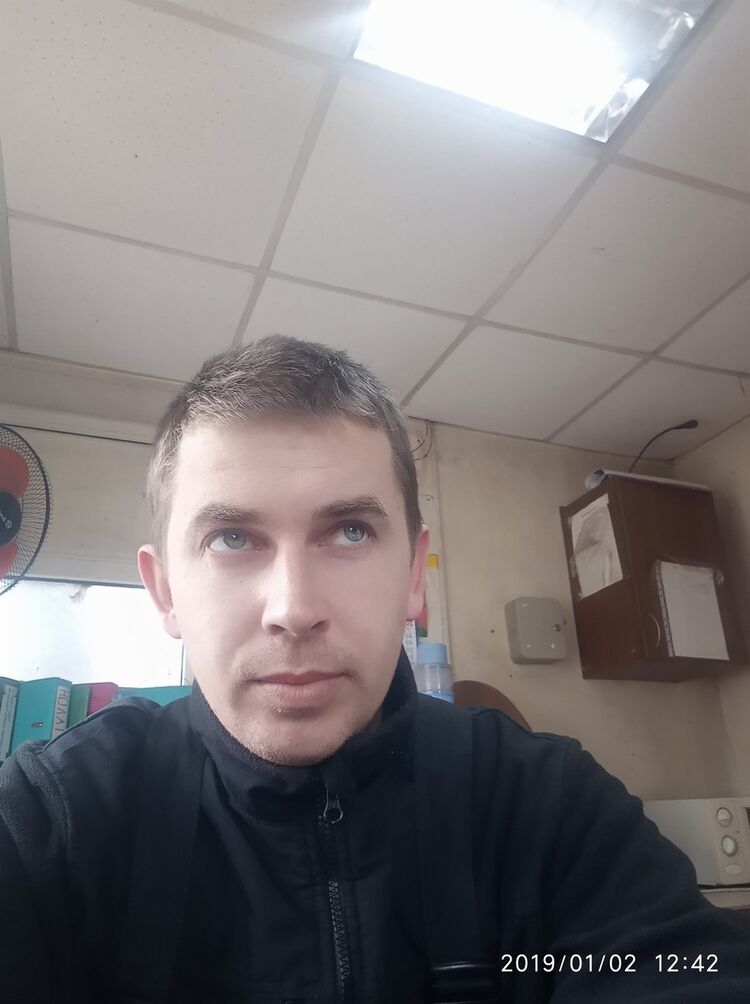  ,   Kostia, 41 ,   ,   , c 