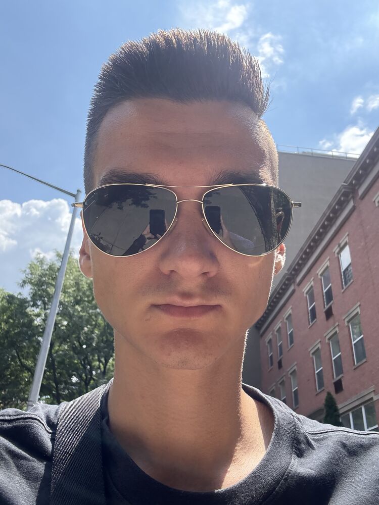  New York City,   Dan, 21 ,   ,   , c , 