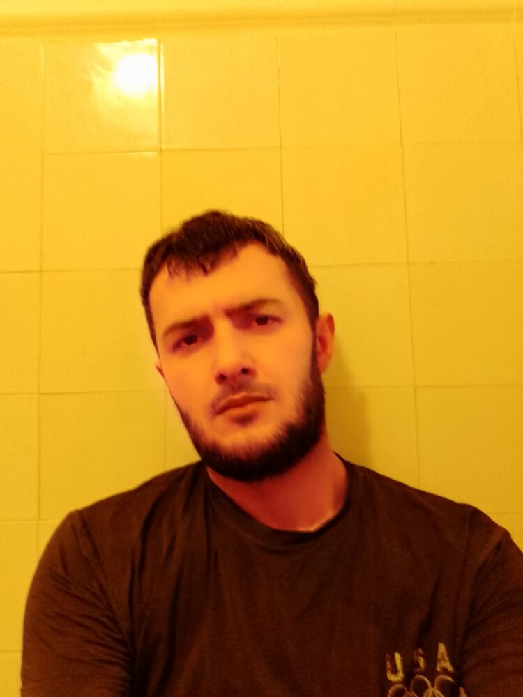  31338152  , 39 ,    