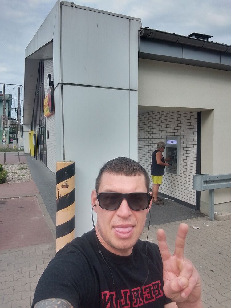  Zabki,   Artem, 27 ,   ,   