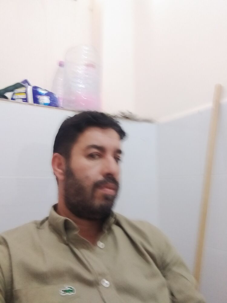  44043692  Midi, 39 ,    Algiers