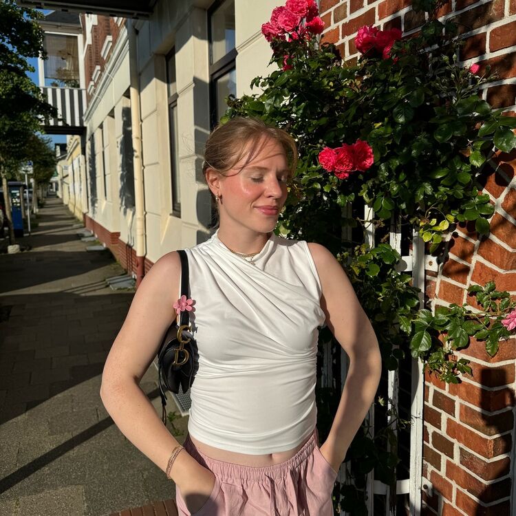  -,   , 28 ,   , 